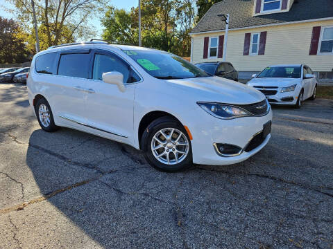 2020 Chrysler Pacifica Touring L