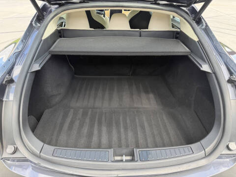 2018 Tesla Model S 75D