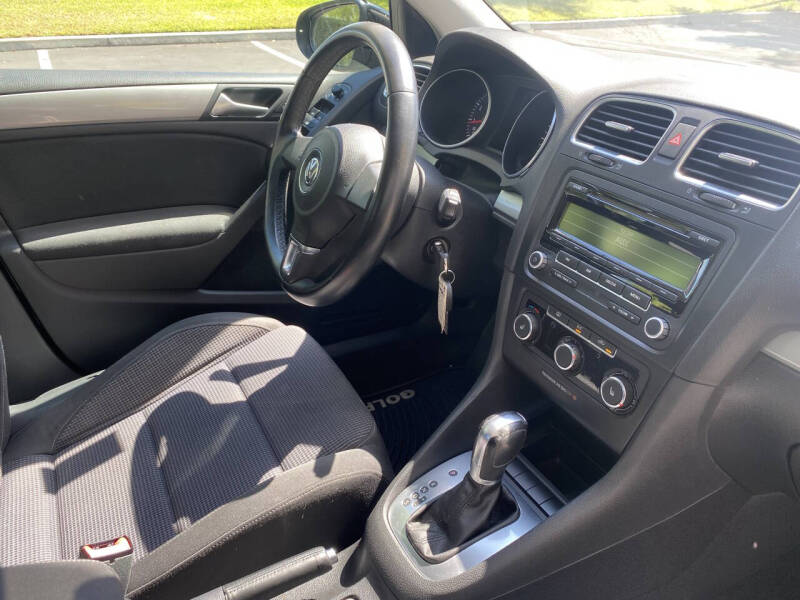 2013 Volkswagen Golf 2.5L PZEV