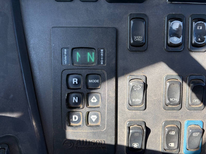 2017 Freightliner M2 112