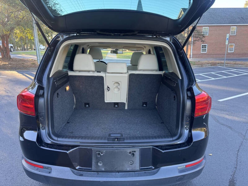 2017 Volkswagen Tiguan 2.0T Wolfsburg Edition