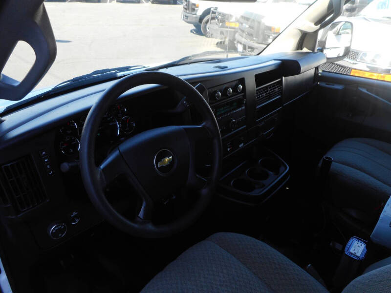 2016 Chevrolet Express 2500