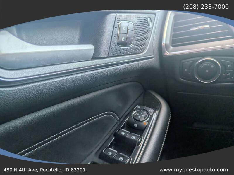 2020 Ford Edge Titanium