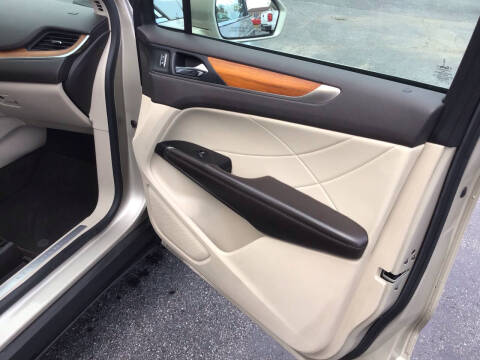 2017 Lincoln MKC Select