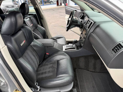 2006 Chrysler 300 SRT-8