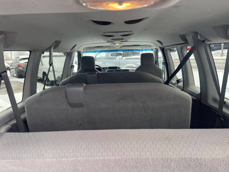 2011 Ford E-Series E-350 SD XLT