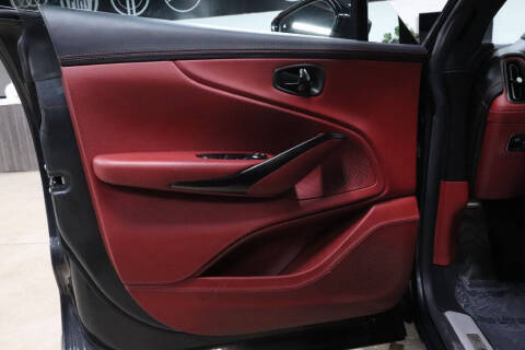 2021 Aston Martin DBX