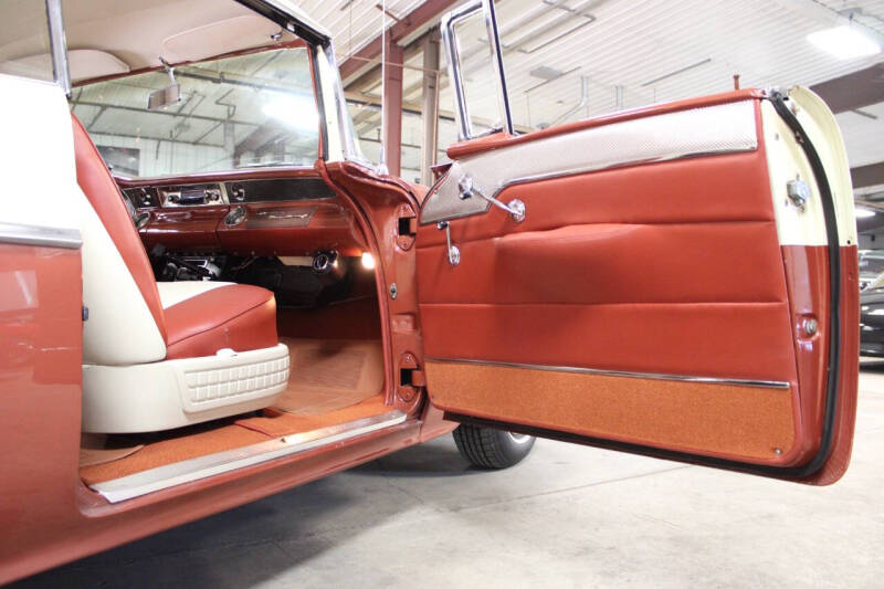 1955 Pontiac Chieftain