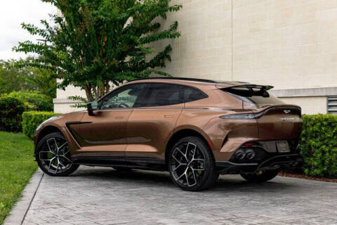 2025 Aston Martin DBX 707