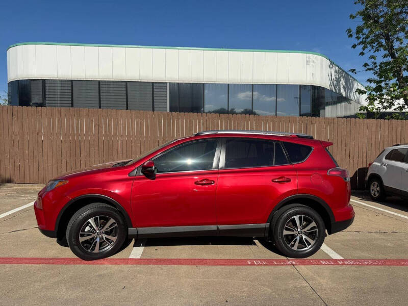 2017 Toyota RAV4 XLE