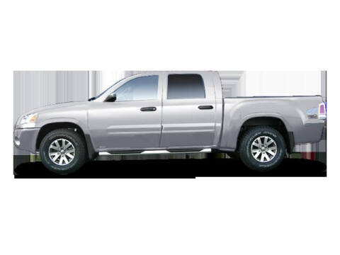 2009 Mitsubishi Raider LS