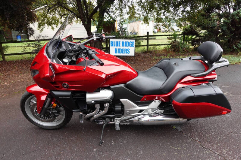 2014 Honda CTX1300