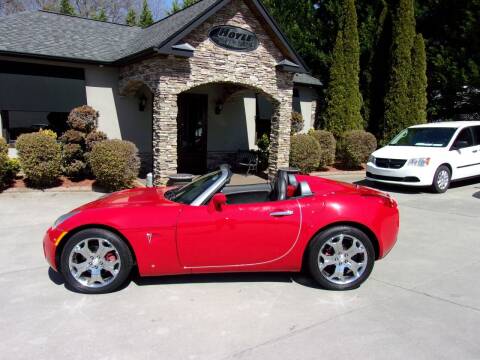 2006 Pontiac Solstice for sale at Hoyle Auto Sales in Taylorsville NC