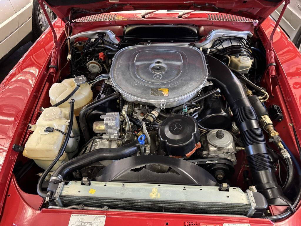 1989 Mercedes-Benz 560-Class 18