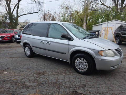 2005 Chrysler Town and Country