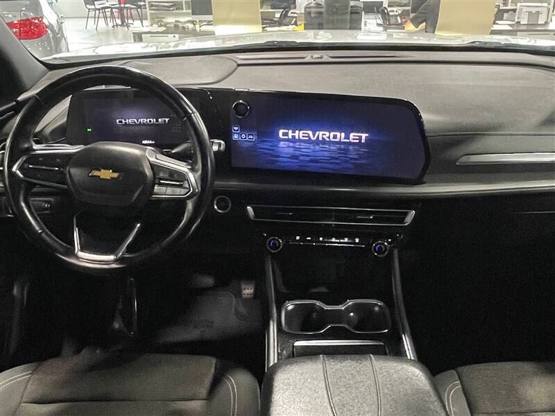 2024 Chevrolet Traverse LS