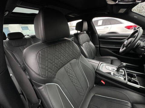 2020 BMW 7 Series 740i