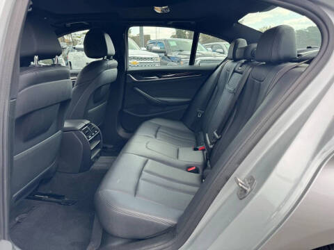 2019 BMW 5 Series 530i