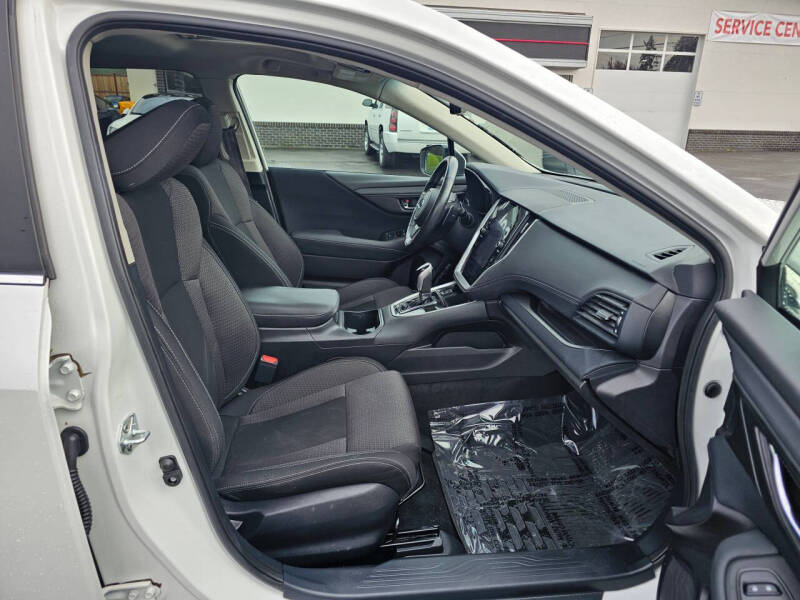 2022 Subaru Outback Premium
