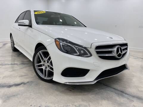 2014 Mercedes-Benz E-Class for sale at Auto House of Bloomington in Bloomington IL