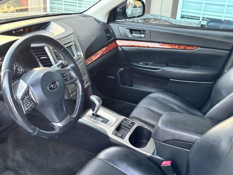 2012 Subaru Outback 2.5i Limited