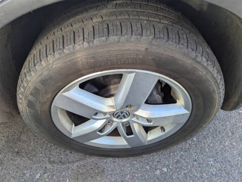 2012 Volkswagen Touareg