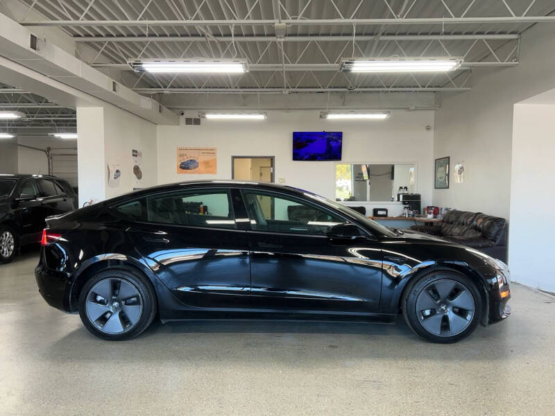 2022 Tesla Model 3 Base photo 10