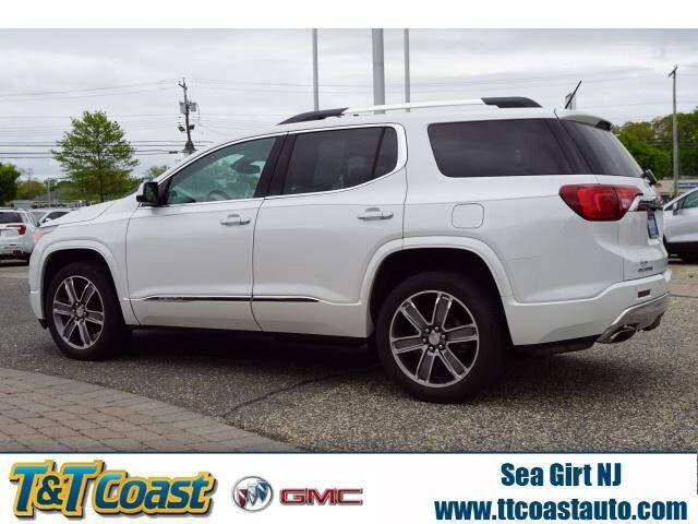 2017 GMC Acadia Denali