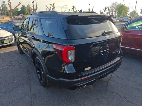 2020 Ford Explorer ST