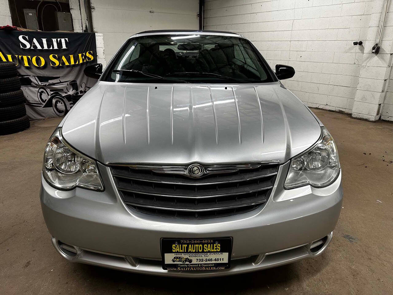 2009 Chrysler Sebring 33
