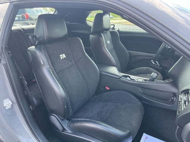 2018 Dodge Challenger 27