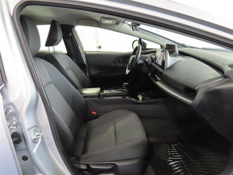 2024 Toyota Prius LE