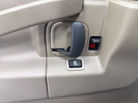 2025 Chevrolet Express 2500