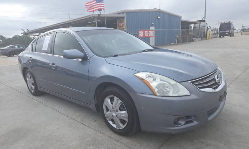 2011 Nissan Altima S photo 7