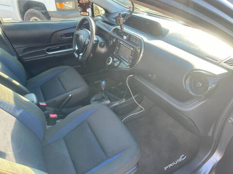 2018 Toyota Prius c Three