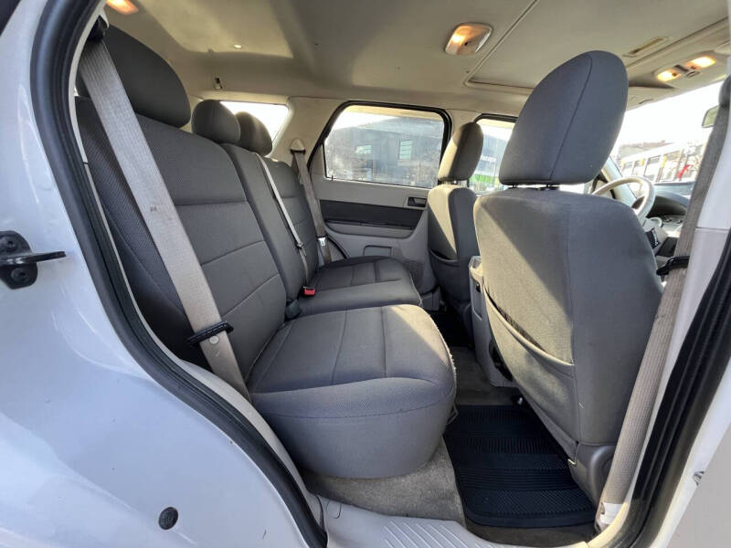 2009 Ford Escape XLT