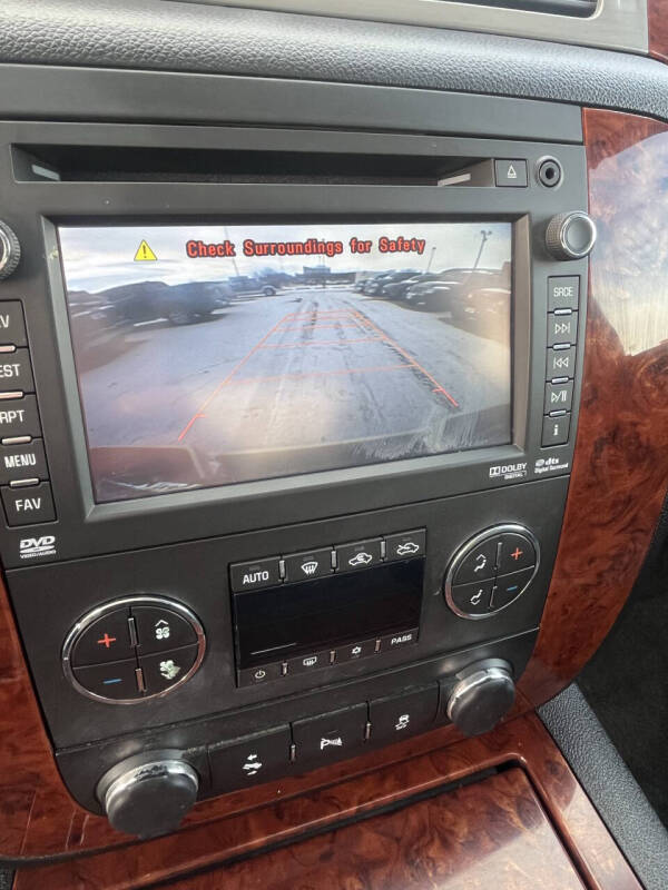 2013 Chevrolet Avalanche LTZ Black Diamond