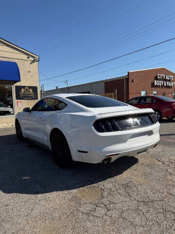 2015 Ford Mustang V6