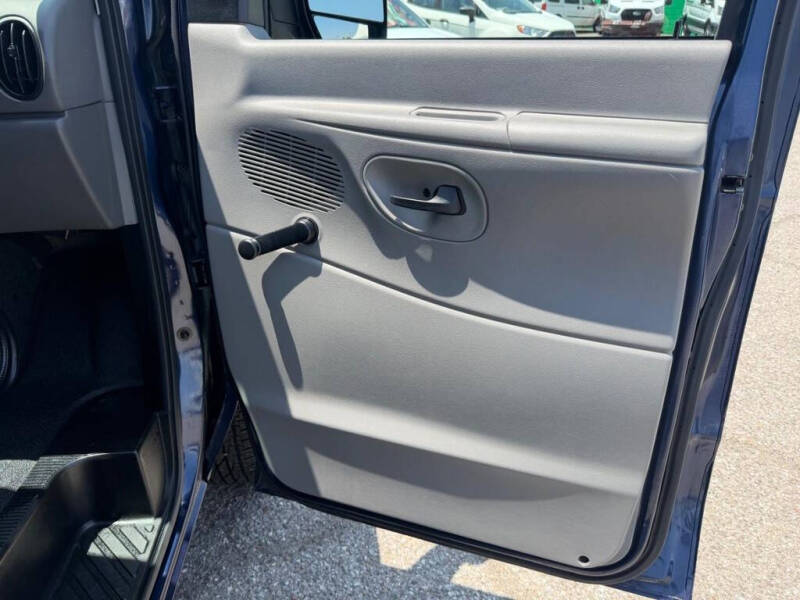 2006 Ford E-Series E-150