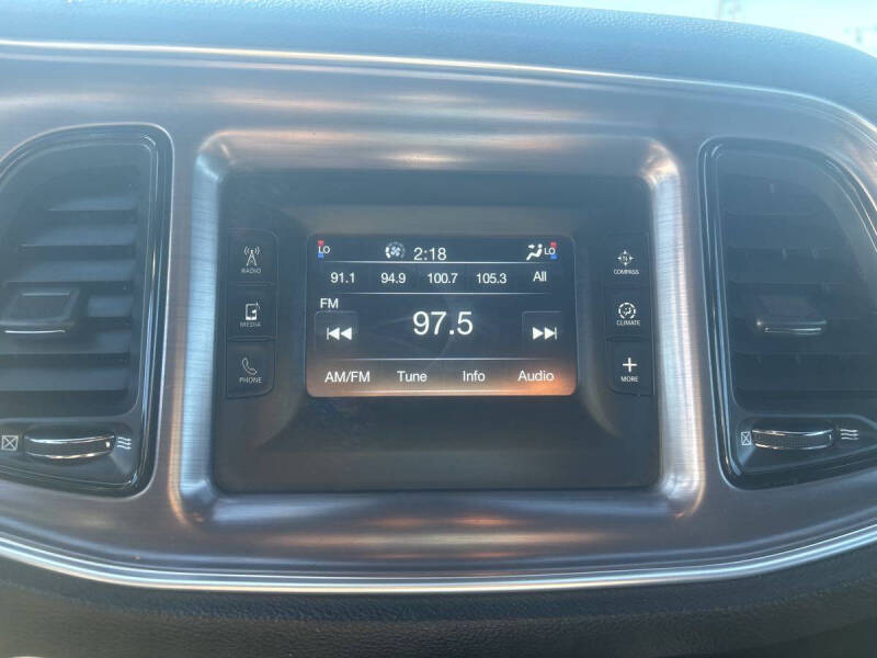 2015 Dodge Challenger SXT