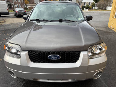 2005 Ford Escape HEV