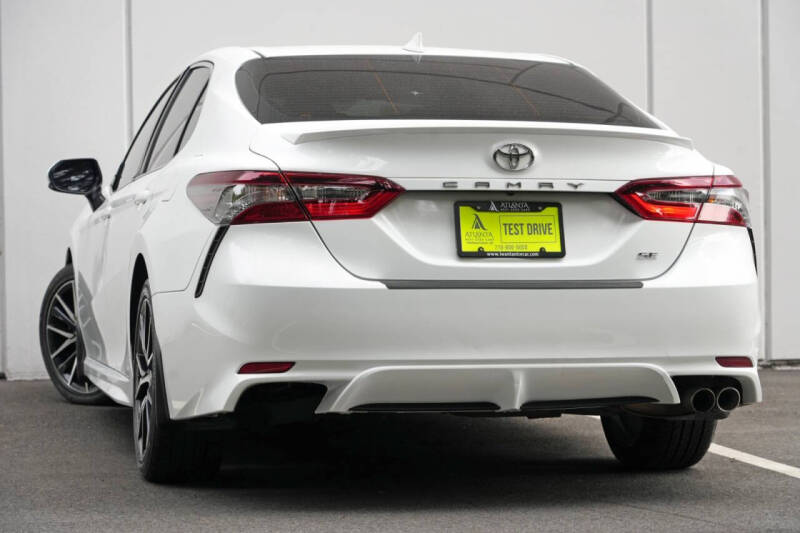 2022 Toyota Camry SE