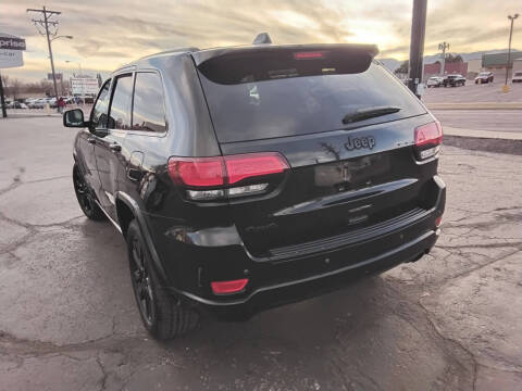2017 Jeep Grand Cherokee Altitude
