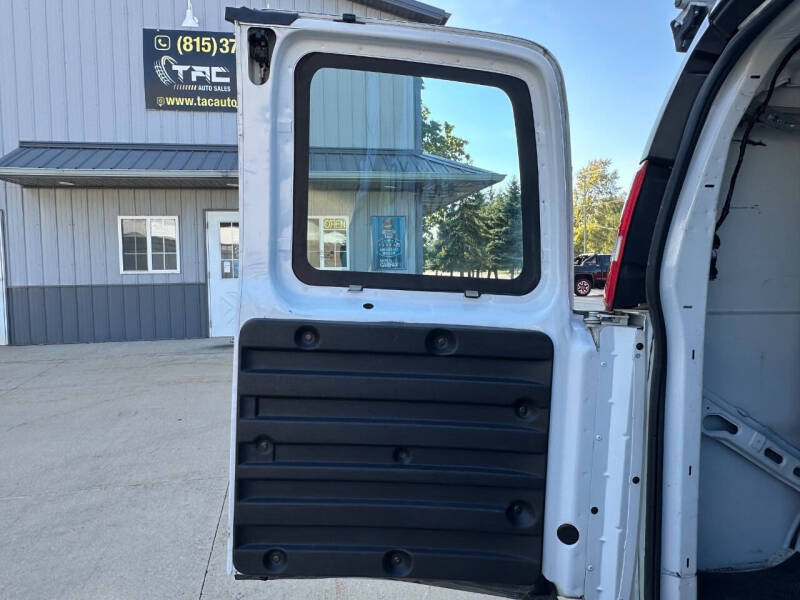 2019 Chevrolet Express 2500