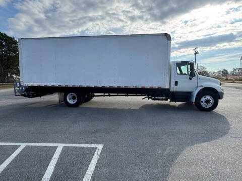 2018 International DuraStar 4300