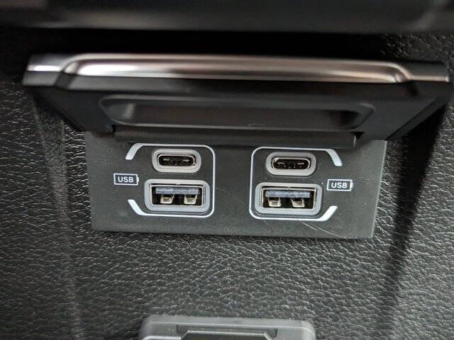 2025 Jeep Gladiator High Tide