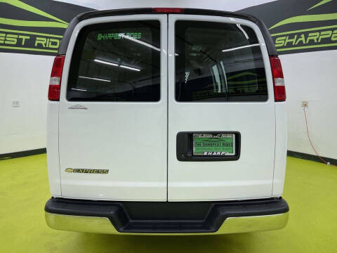 2022 Chevrolet Express 2500