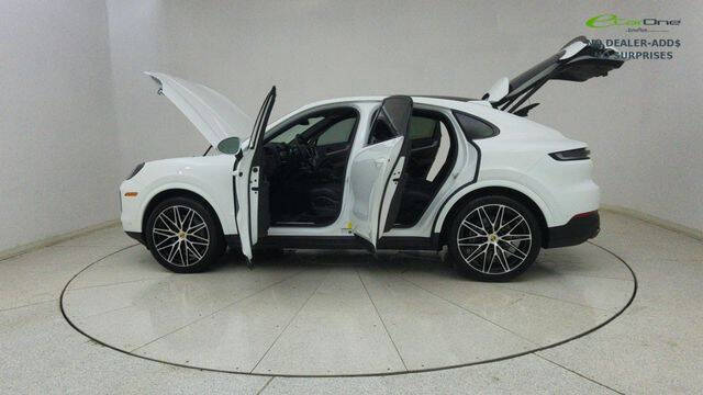 2024 Porsche Cayenne Coupe