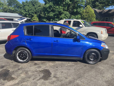 2010 Nissan Versa 1.8 S