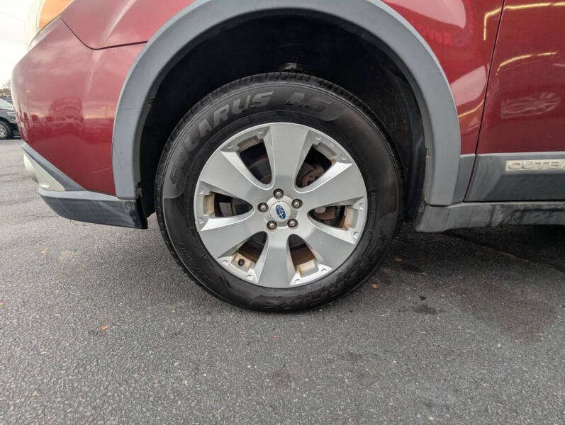 2011 Subaru Outback 2.5i Limited